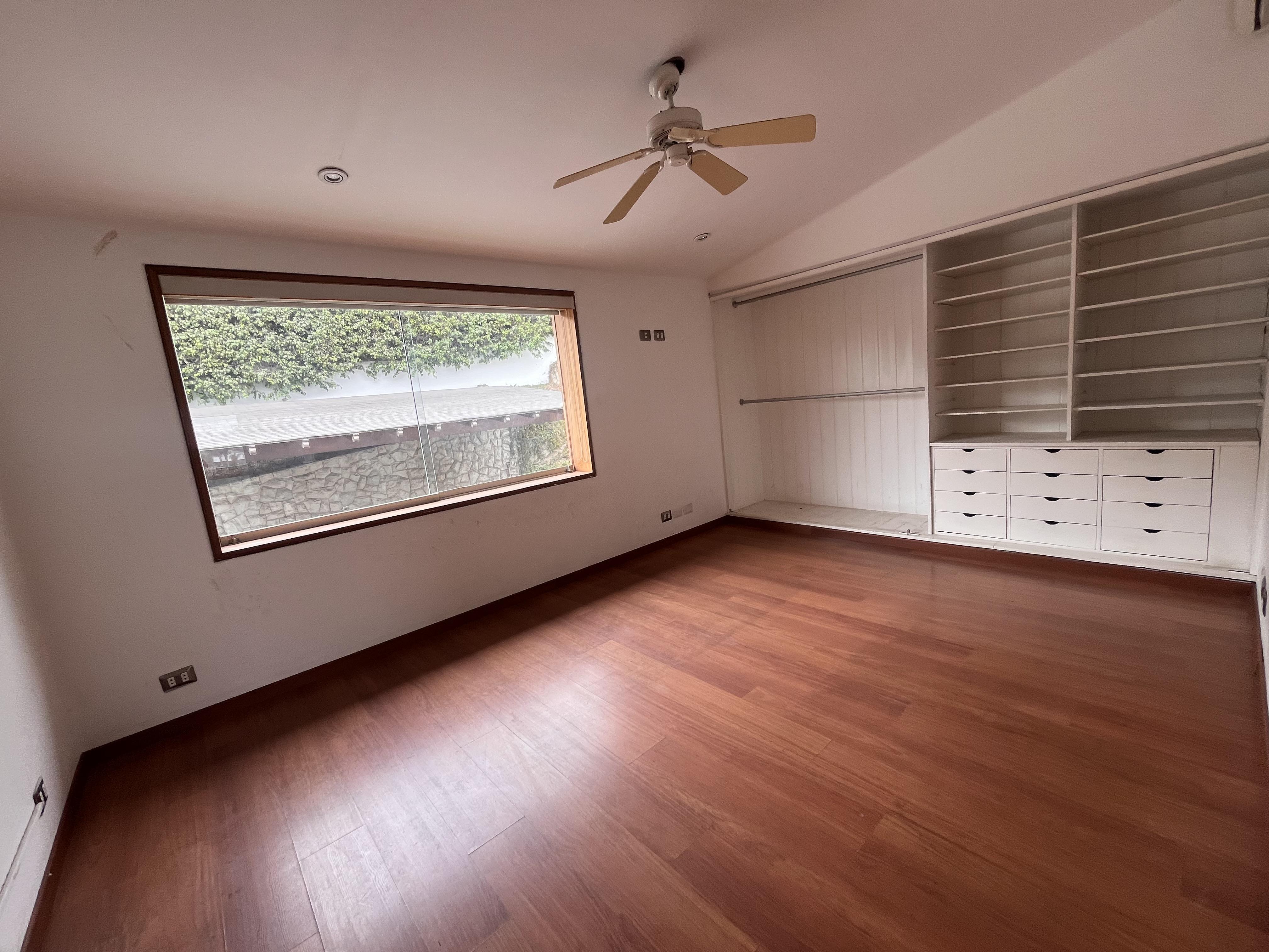 Property img