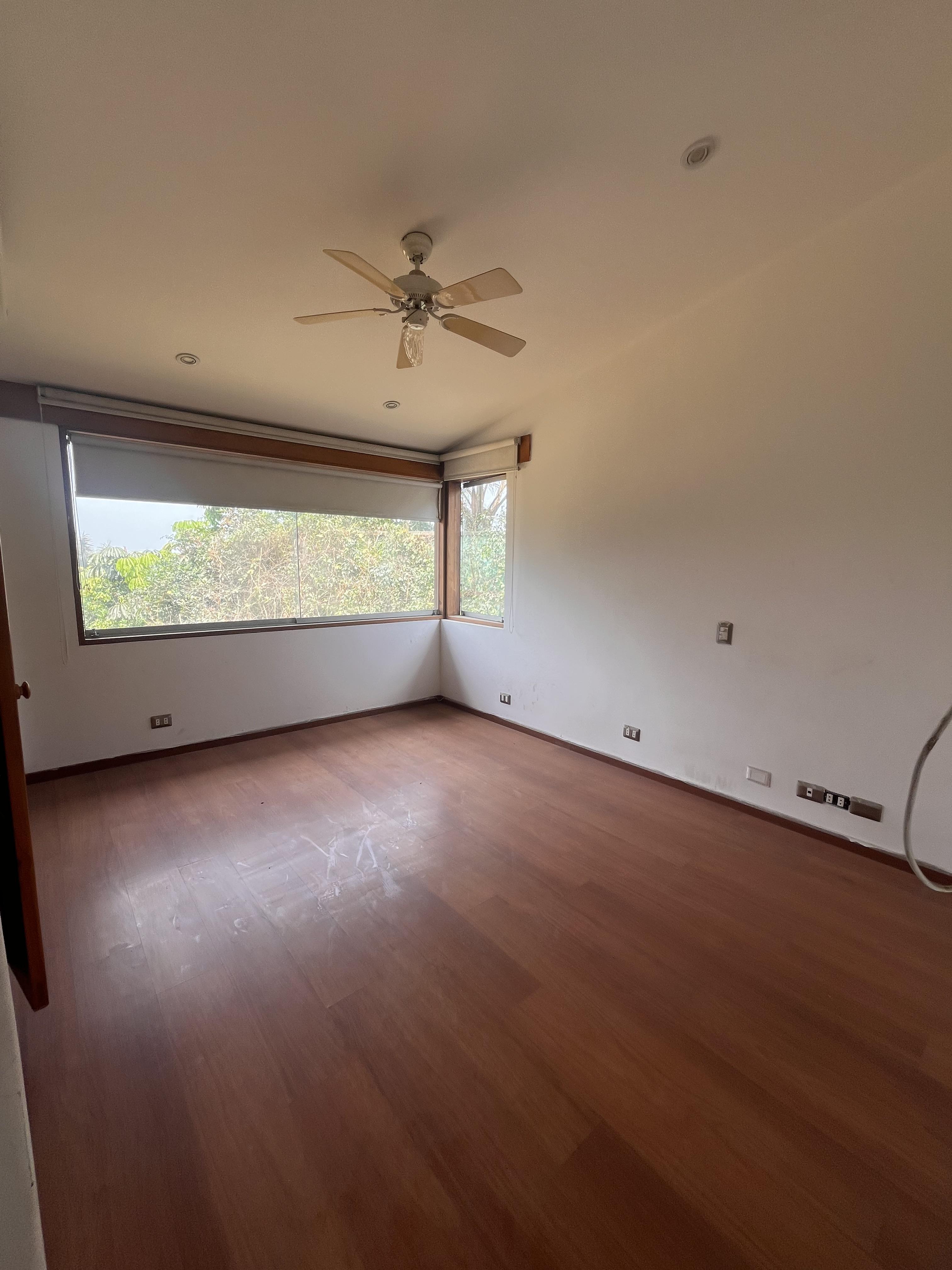 Property img