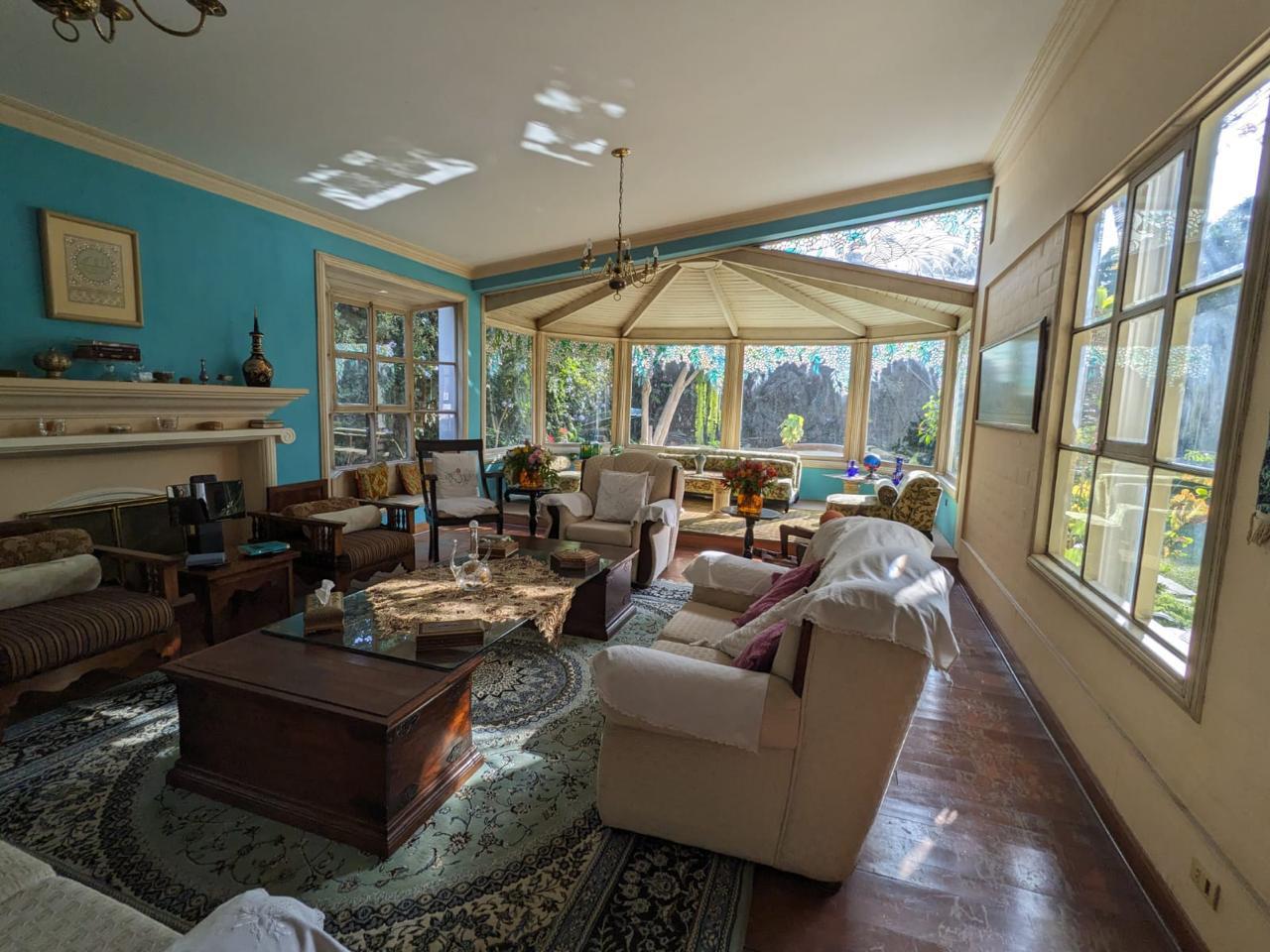 Property img