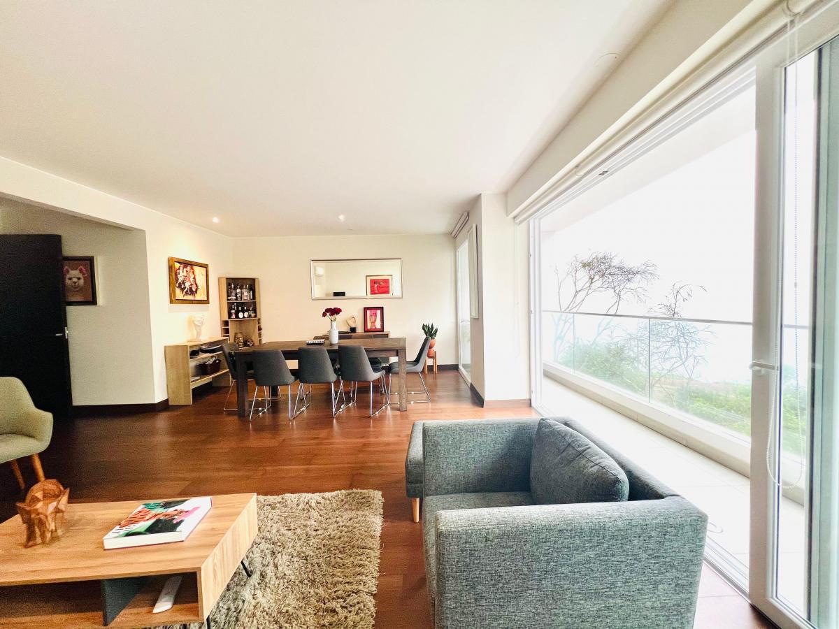 Carlos Del Carpio, Agente inmobiliario en Valia